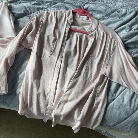 Two tops bundle - Picture 5 of 6